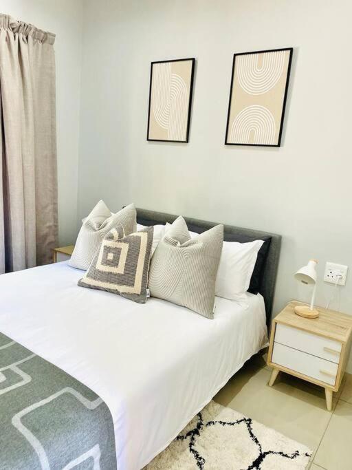 Trendy, Comfortable 1 Bedroom Apartments In Mthatha Eksteriør billede