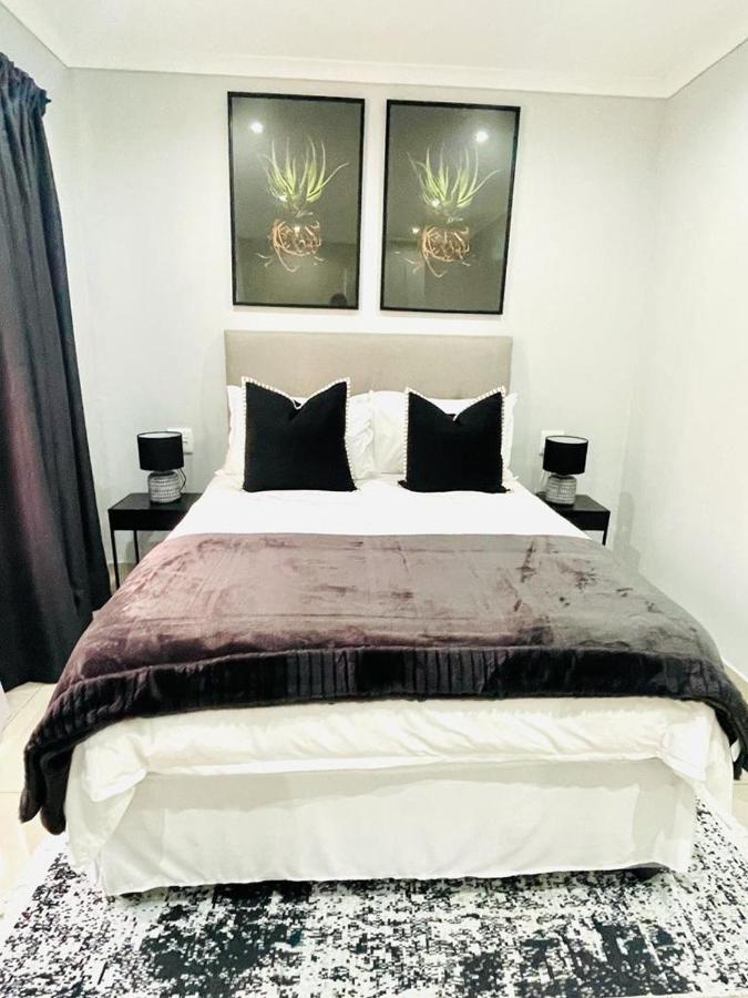 Trendy, Comfortable 1 Bedroom Apartments In Mthatha Eksteriør billede